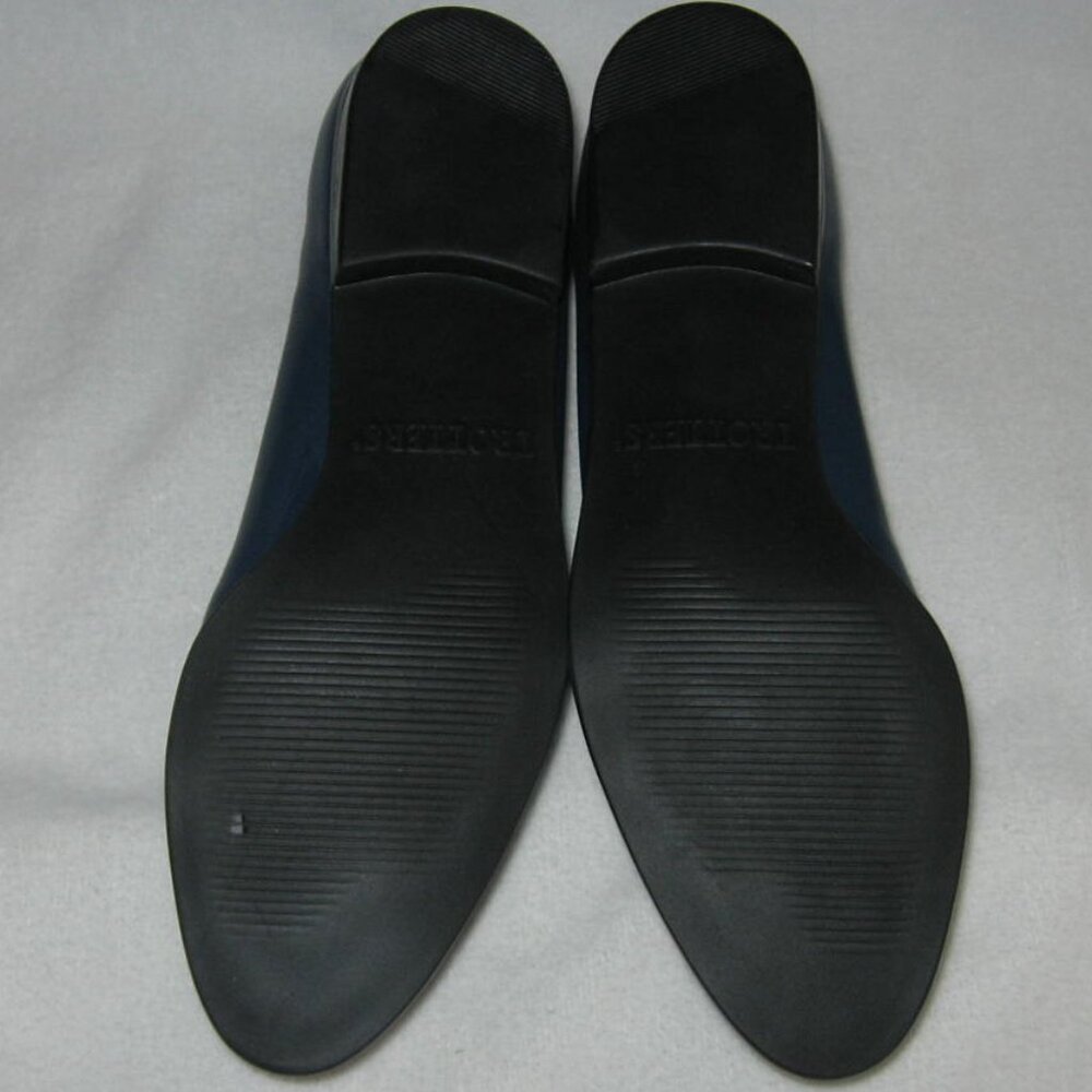 Trotters Relate Leather Loafer Flat Size 8.5 Blue NWOT - Picture 7 of 11